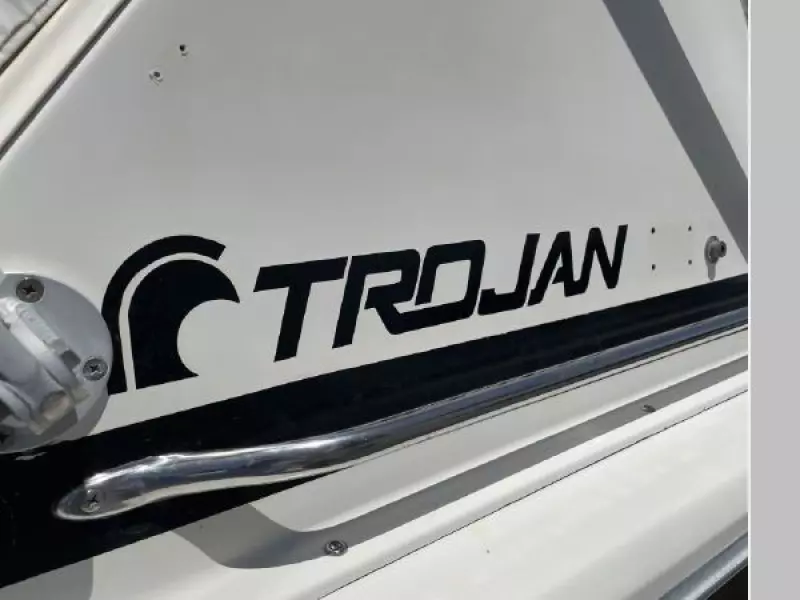1988 Trojan F36