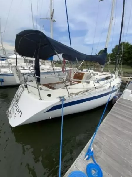 1984 Beneteau First 35