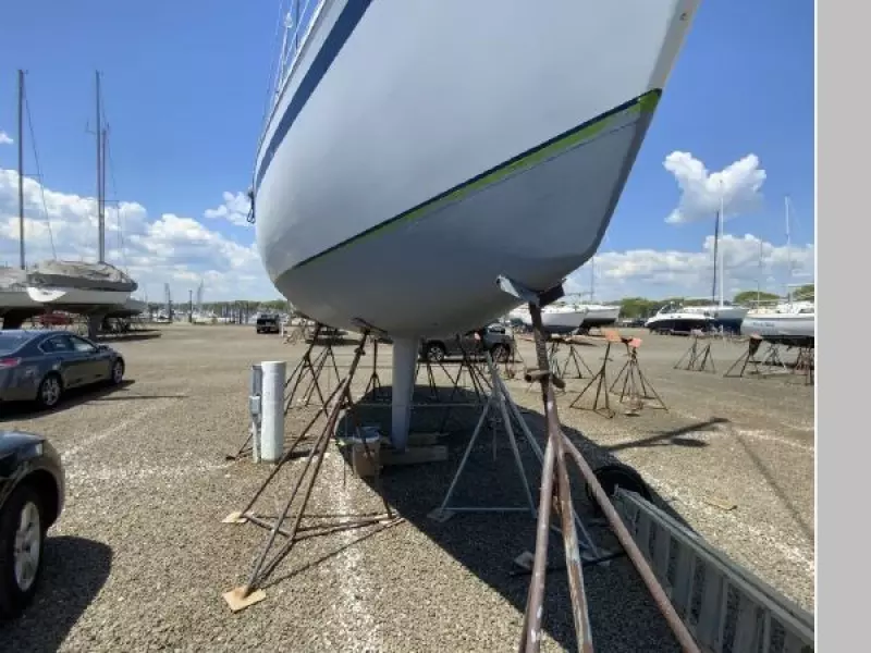 1984 Beneteau First 35
