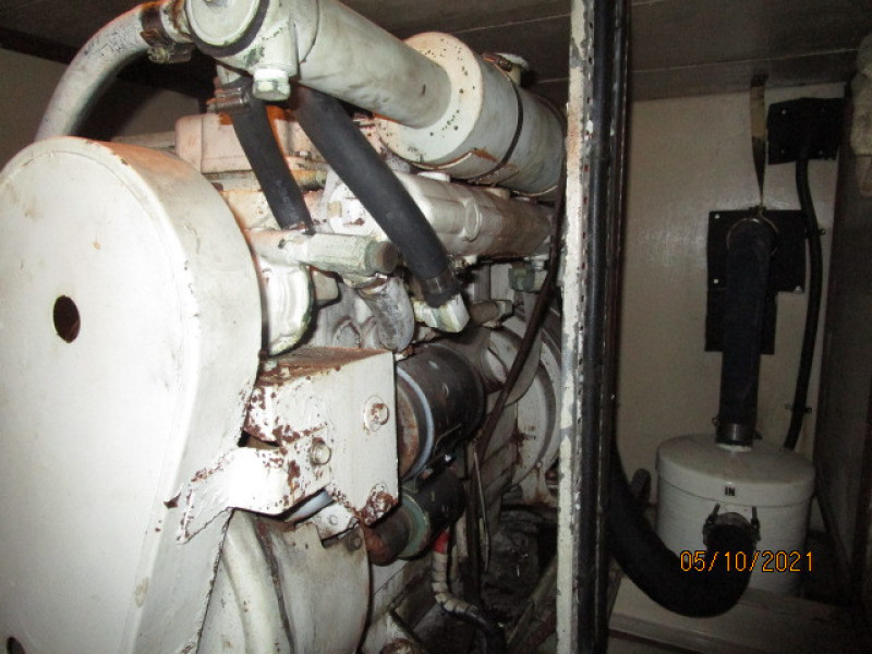 49' Grand Banks aft generator2
