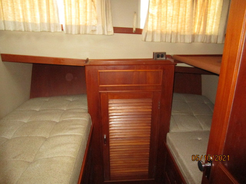 49' Grand Banks starboard guest stateroom