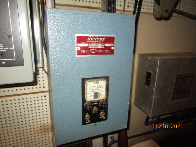 49' Grand Banks battery charger