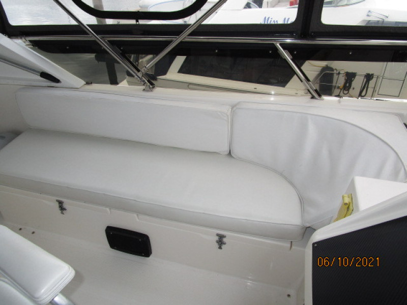 55' Symbol flybridge port seating