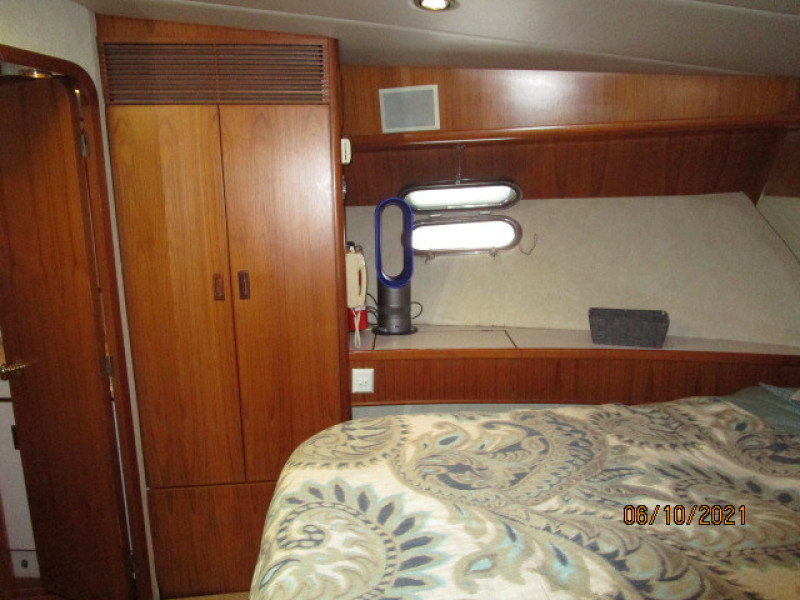 55' Symbol master stateroom port