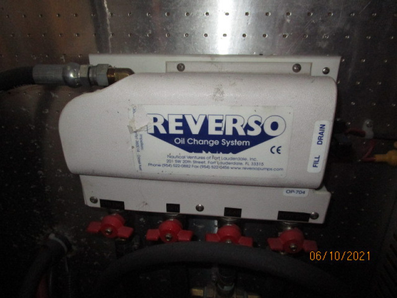 55' Symbol oil change system