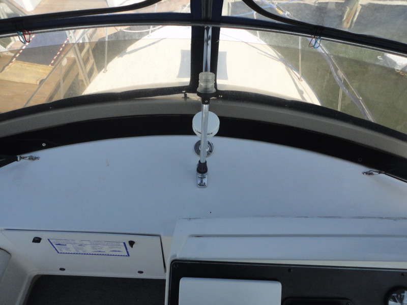 1994 Carver 300 Aft Cabin