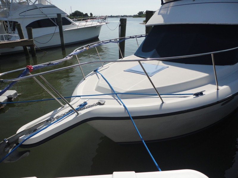 1994 Carver 300 Aft Cabin