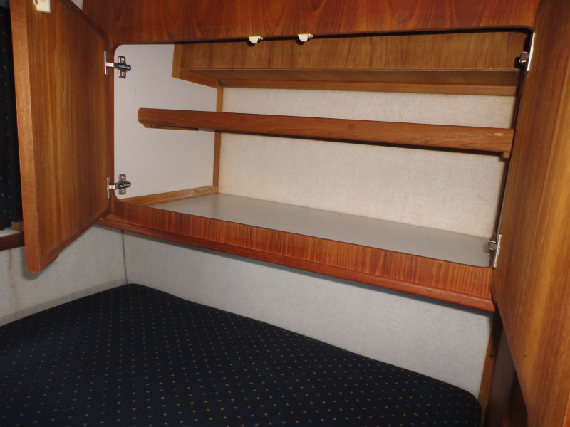1994 Carver 300 Aft Cabin