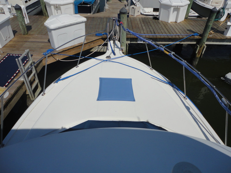 1994 Carver 300 Aft Cabin