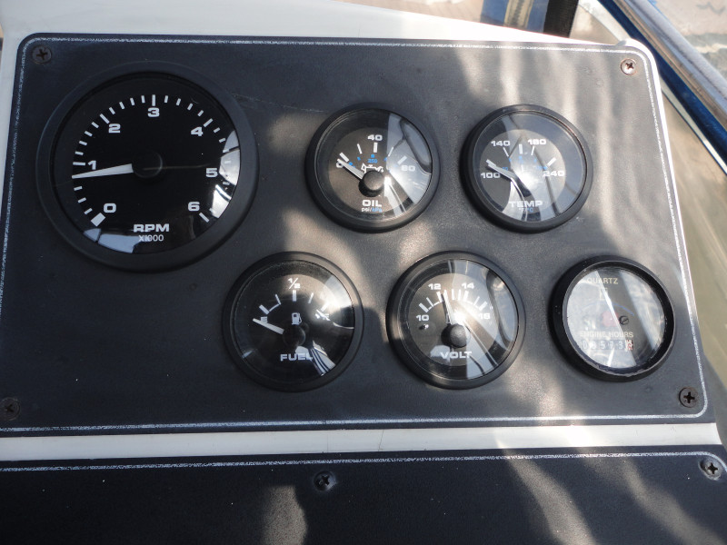 1994 Carver 300 Aft Cabin