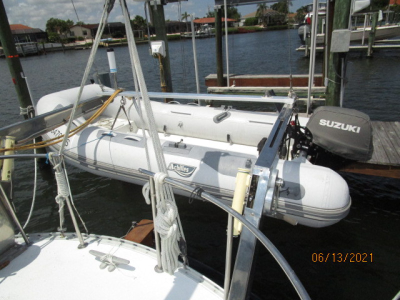 51' Morgan tender1
