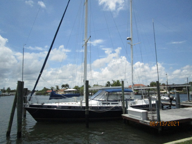 51' Morgan port forward profile