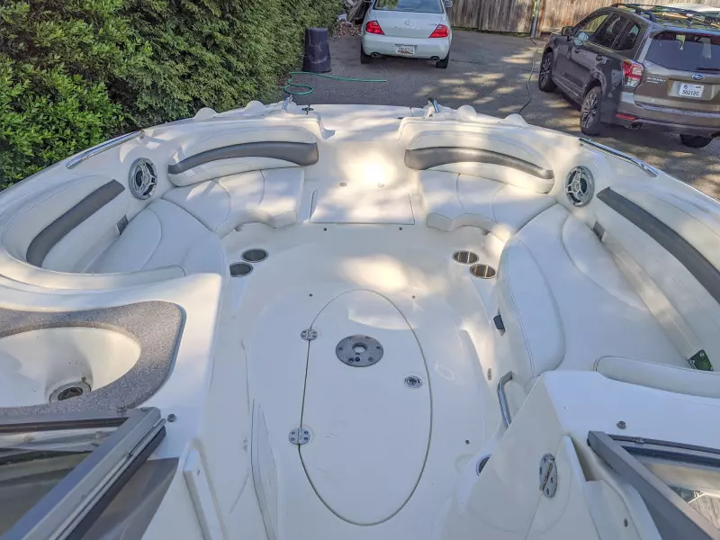 25ft Larson Yacht For Sale