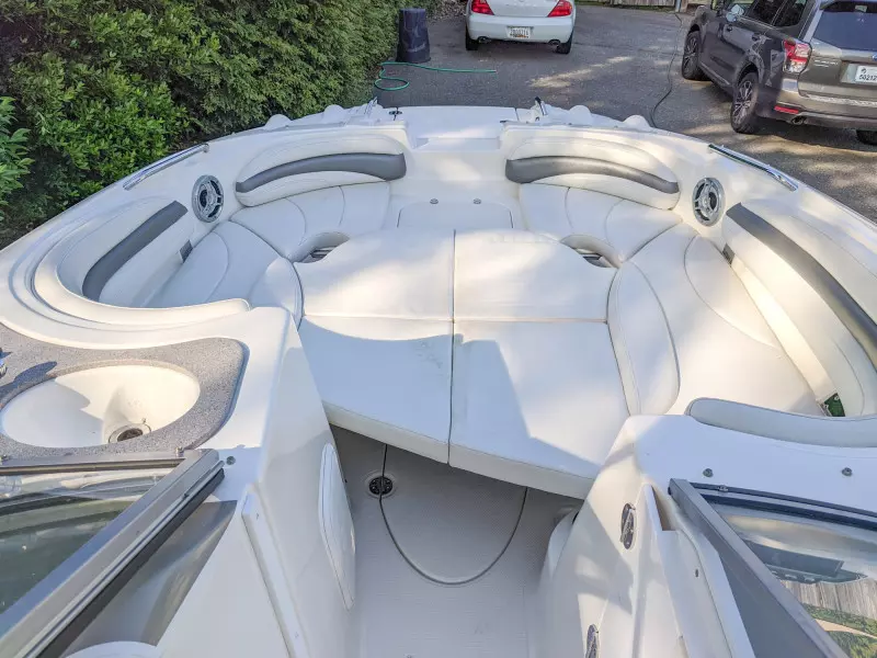 25ft Larson Yacht For Sale