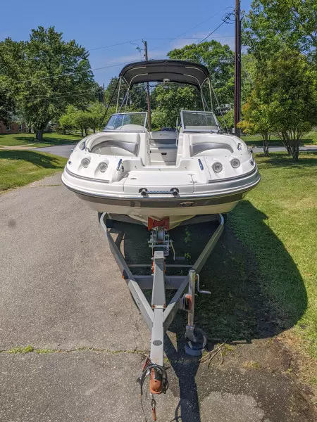 25ft Larson Yacht For Sale