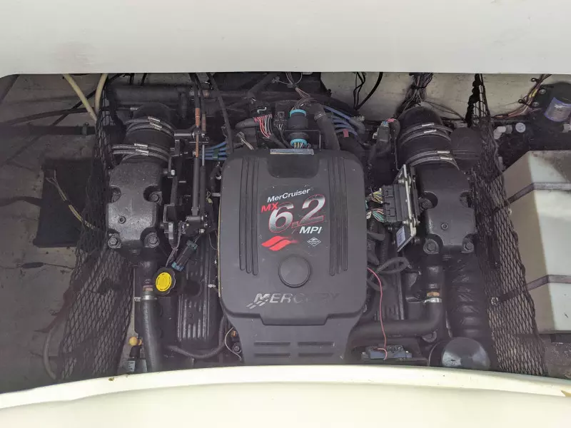 25ft Larson Yacht For Sale