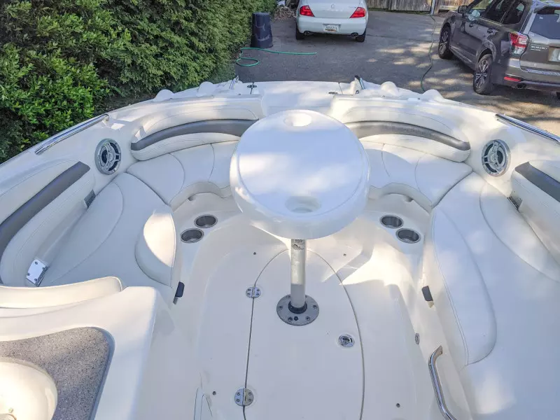 25ft Larson Yacht For Sale
