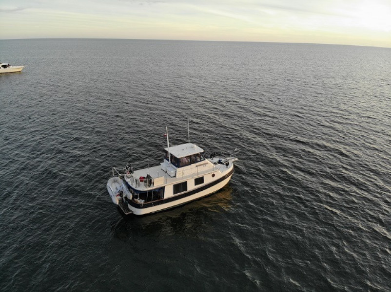 36' Kadey-Krogen overhead profile