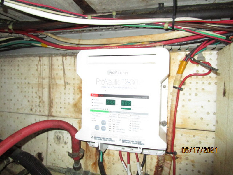36' Kadey-Krogen battery charger