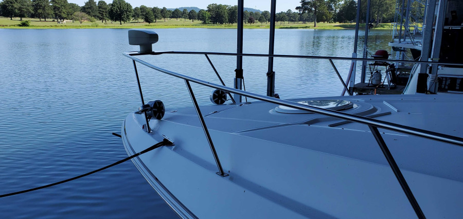 2001 Cruisers Yachts 3470
