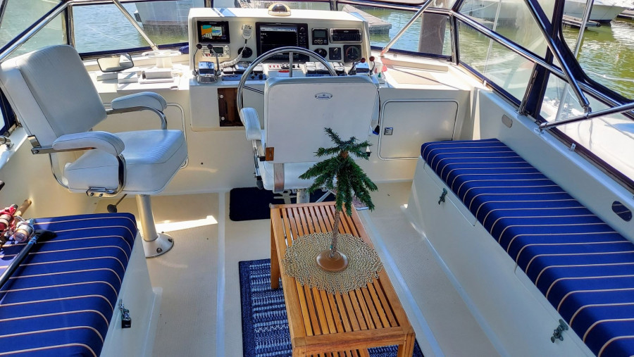 2002 Symbol 42' Sundeck