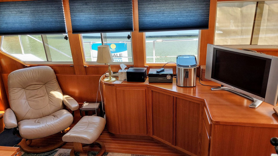 2002 Symbol 42' Sundeck