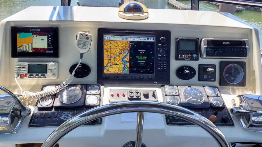 2002 Symbol 42' Sundeck