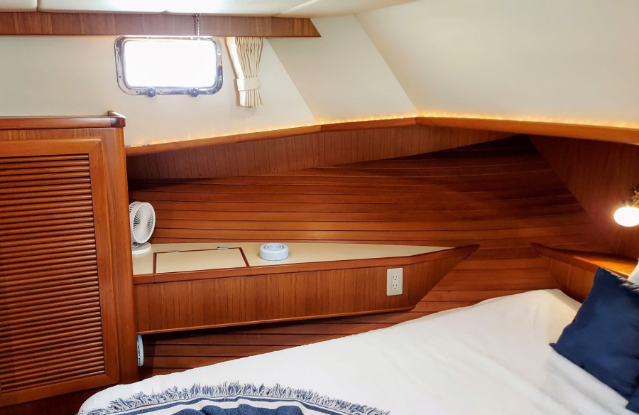 2002 Symbol 42' Sundeck