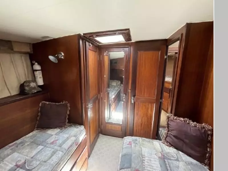 1970 Hatteras Convertible