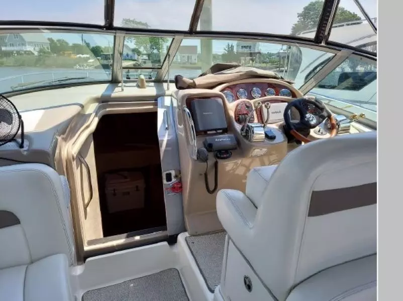 2004 Sea Ray 320 Sundancer