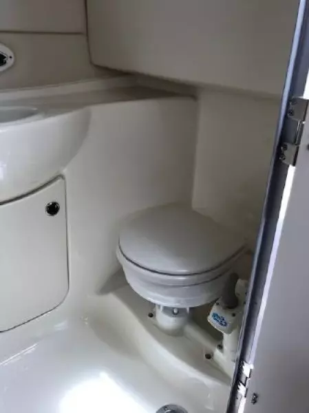 2007 Bayliner 245 SB