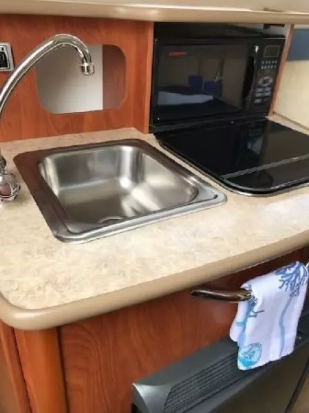 2007 Bayliner 245 SB