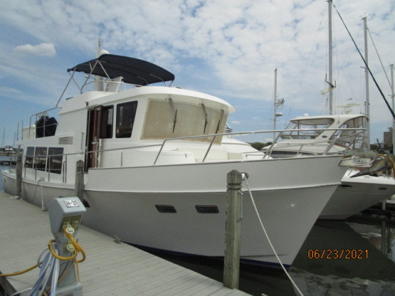 45' Symbol starboard forward profile1