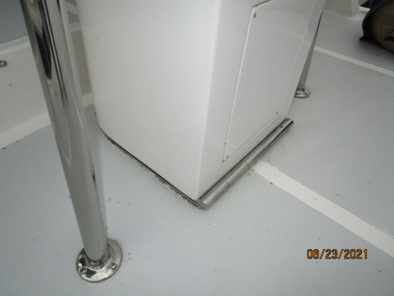 45' Symbol mast hinge