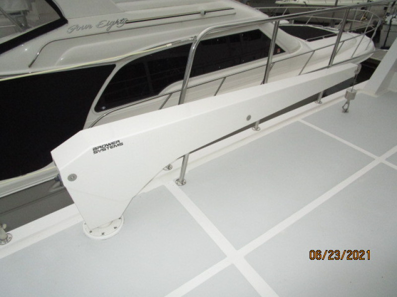 45' Symbol tender davit