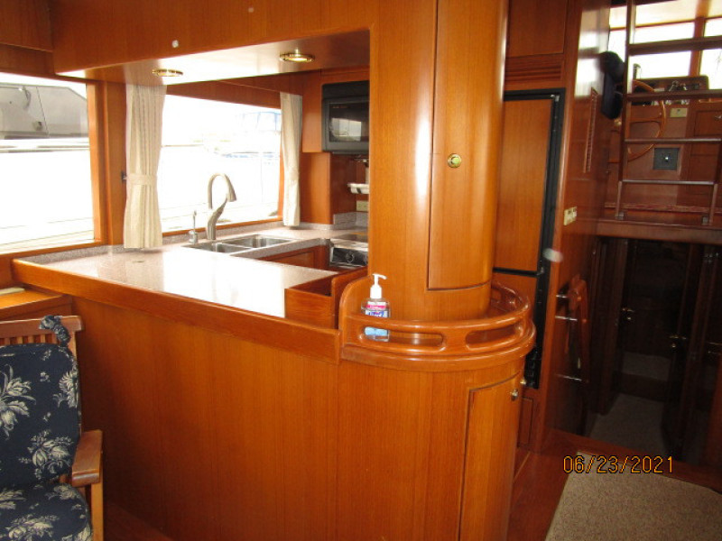 45' Symbol galley3