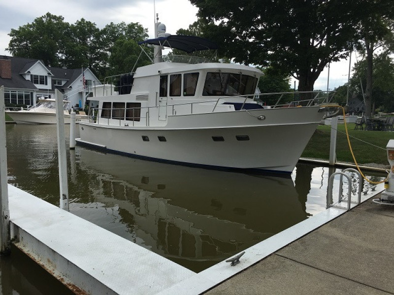 45' Symbol starboard forward profile2