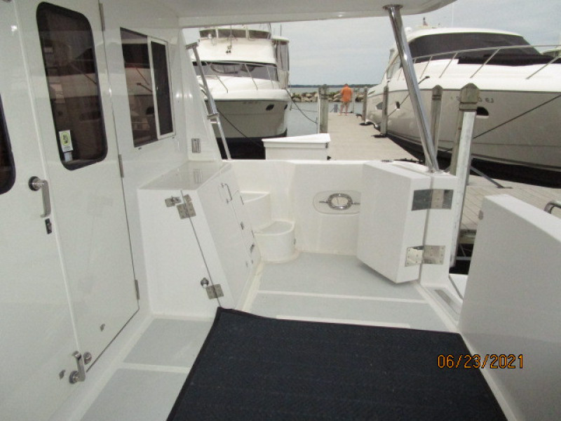 45' Symbol aftdeck starboard