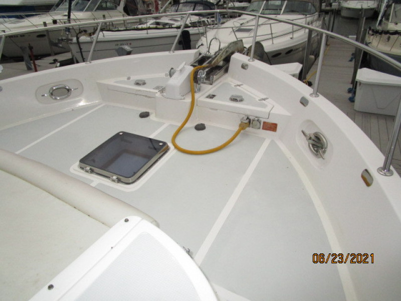45' Symbol foredeck