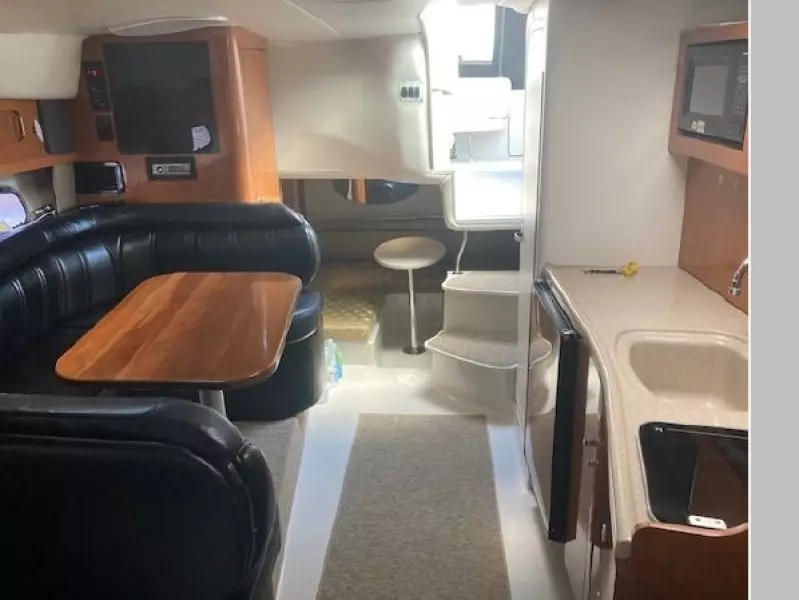 2001 Four Winns 338 Vista