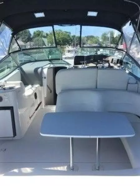 2001 Four Winns 338 Vista
