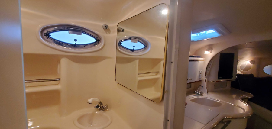 2000 Sea Ray 310 Sundancer