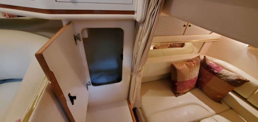 2000 Sea Ray 310 Sundancer