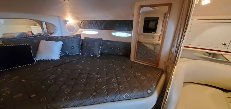 2000 Sea Ray 310 Sundancer