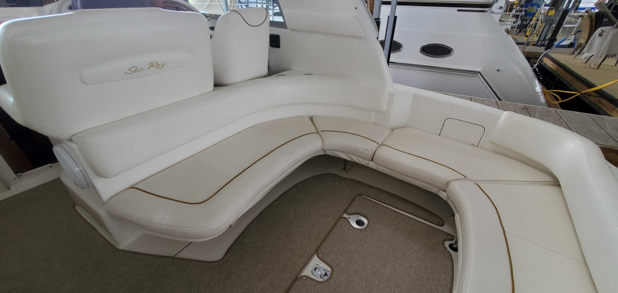 2000 Sea Ray 310 Sundancer
