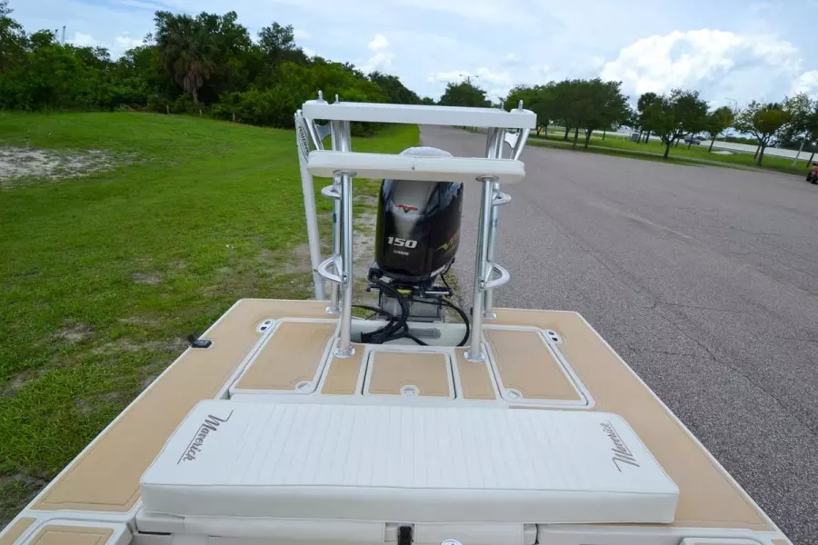 2000 Maverick 18 Master Angler