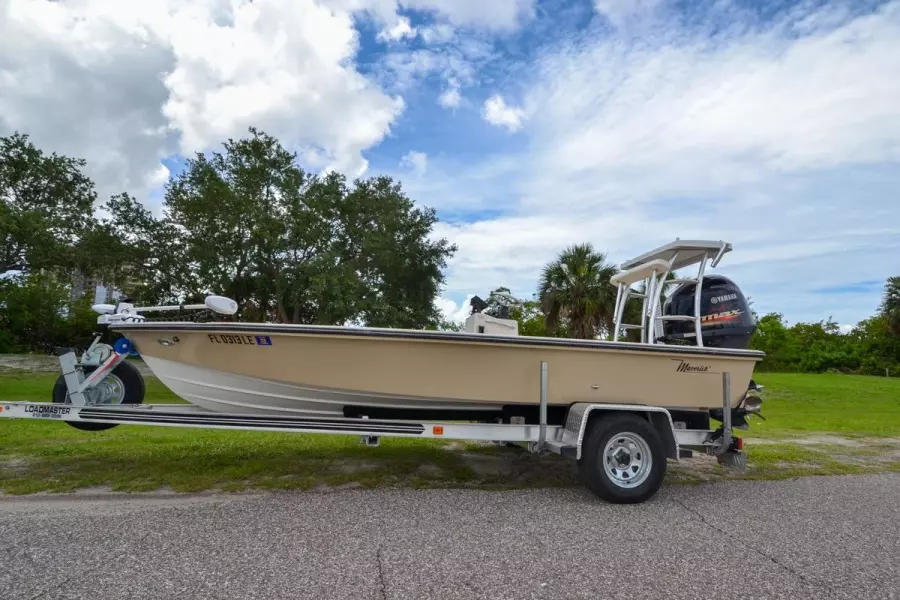 Maverick 18 Master Angler