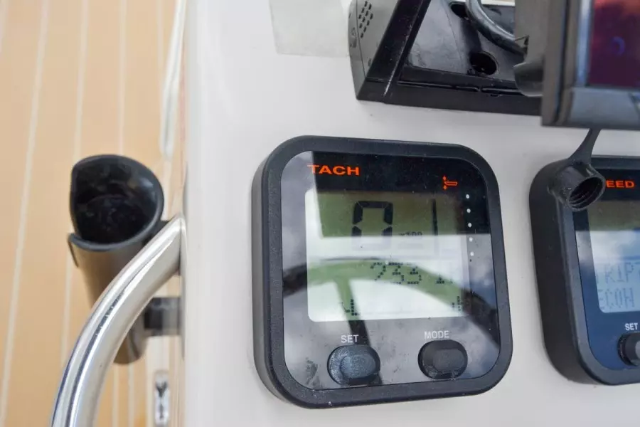 2000 Maverick 18 Master Angler