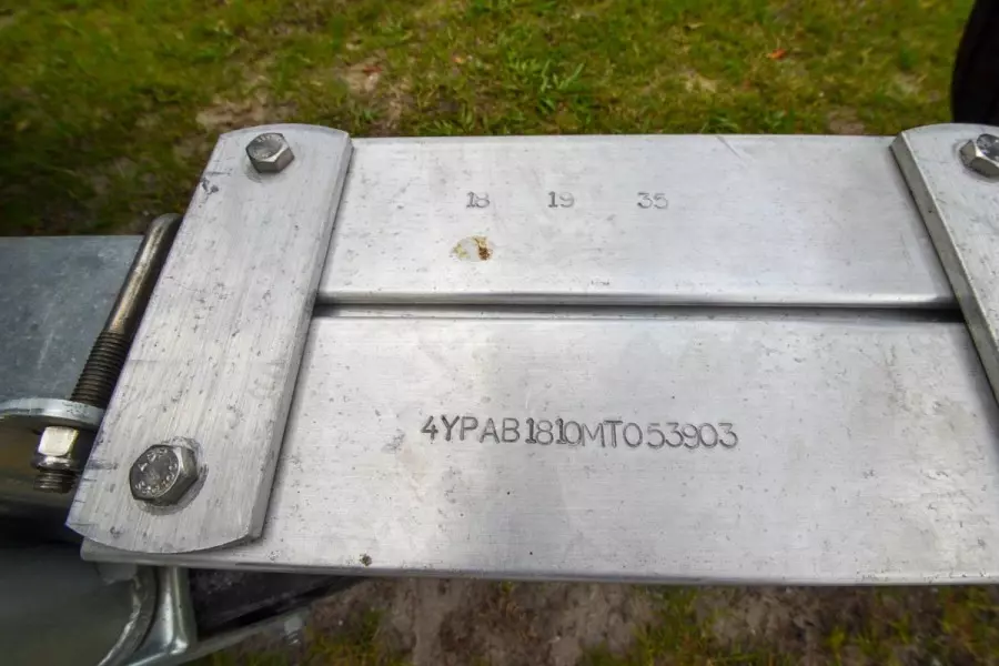 2000 Maverick 18 Master Angler