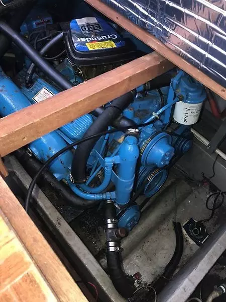 1990 Carver 3207